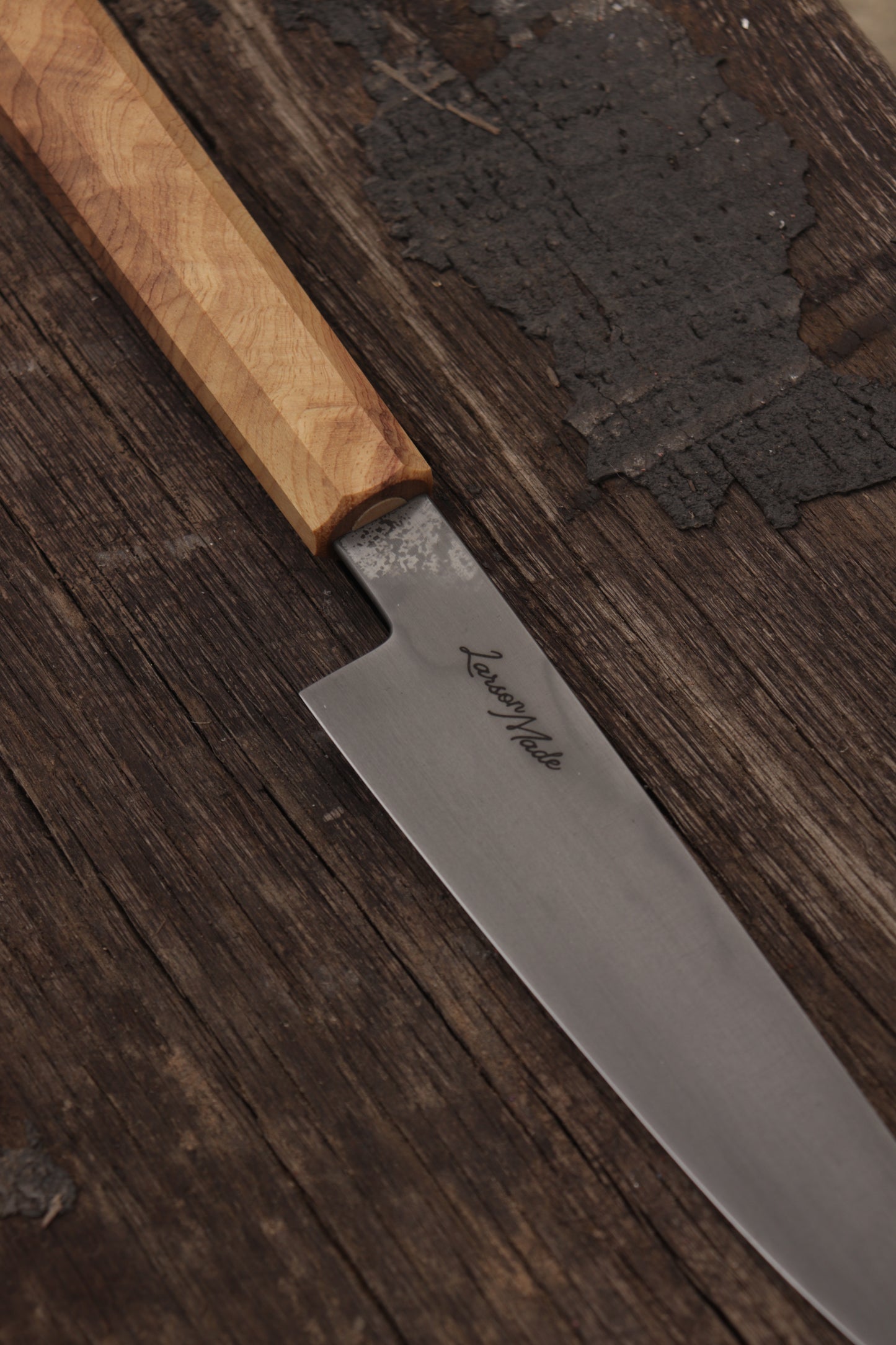 no.5 Petty Carbon