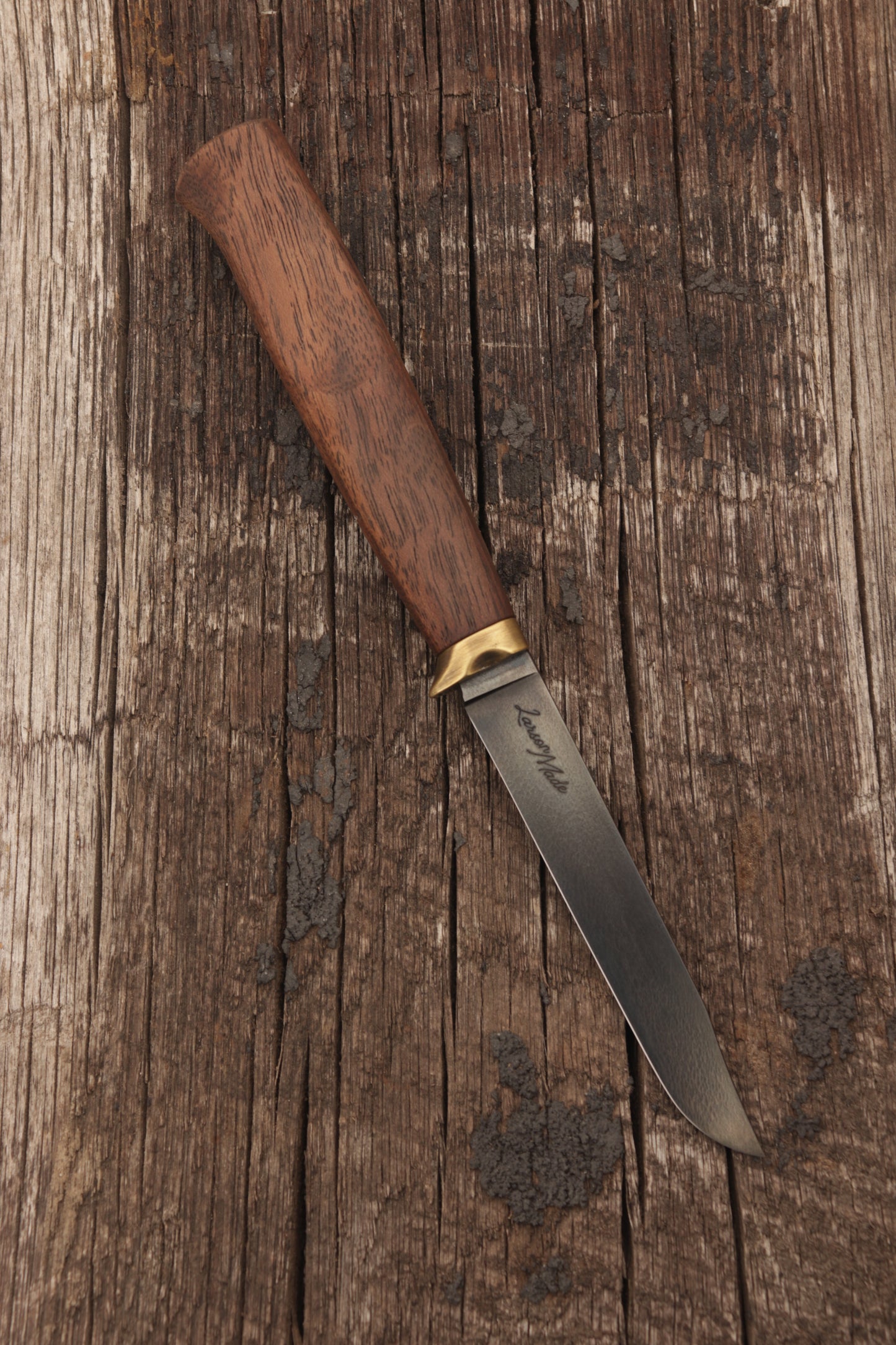 no.3 White Tail