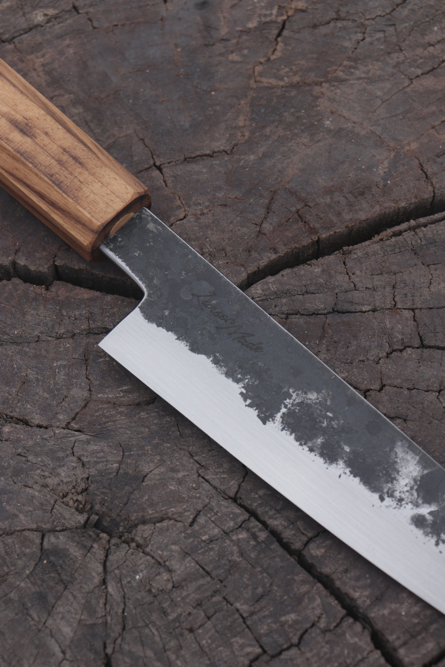 no.5 Petty Carbon