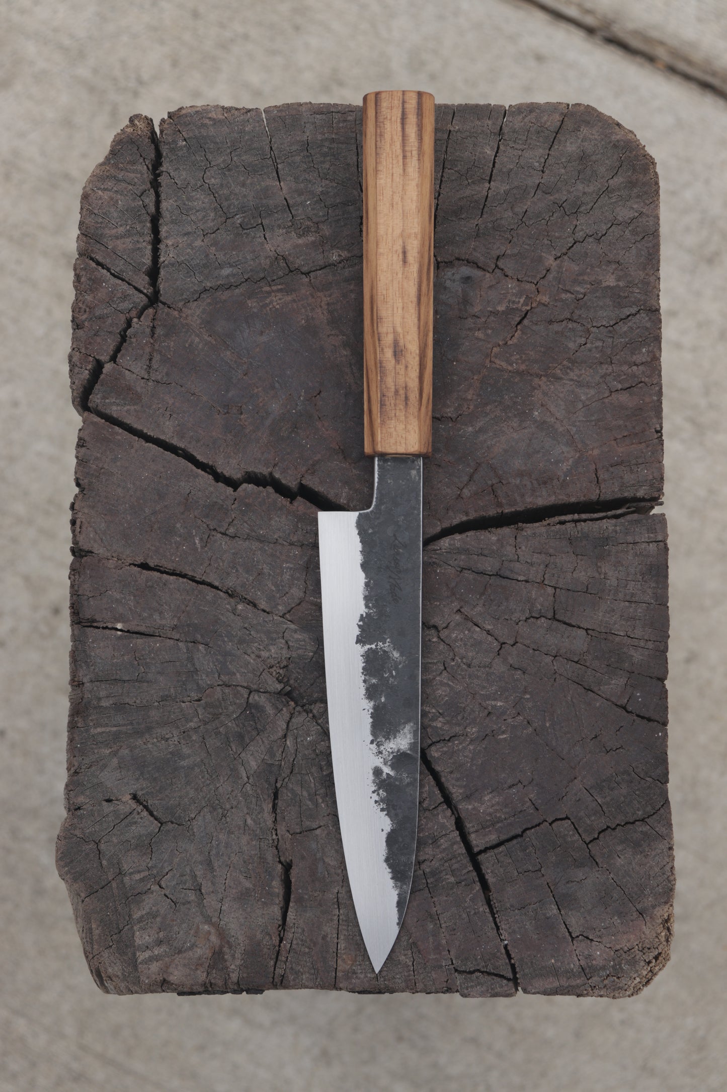 no.5 Petty Carbon