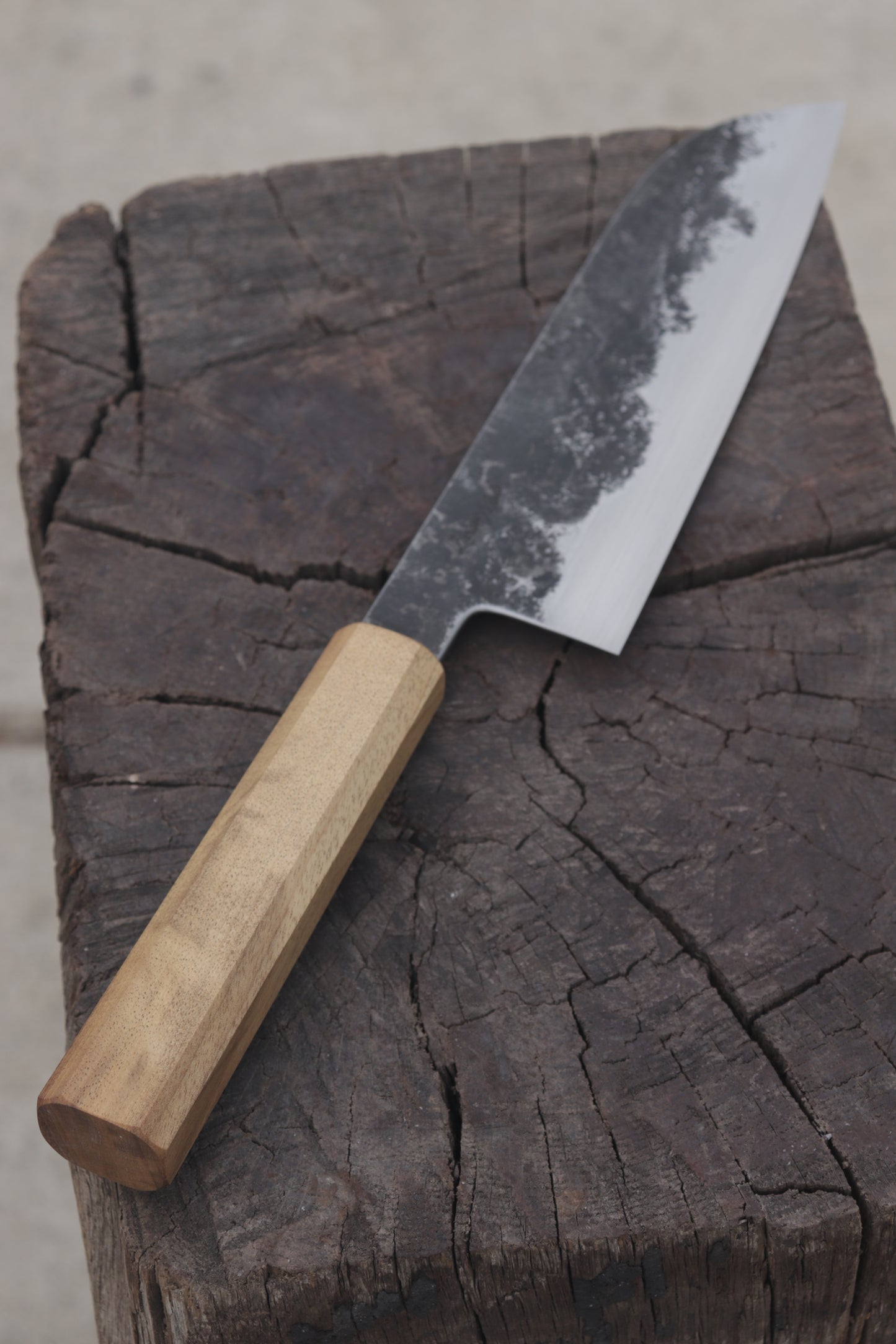 no.7 Santoku Carbon
